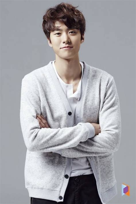 5urprise gong myung.
